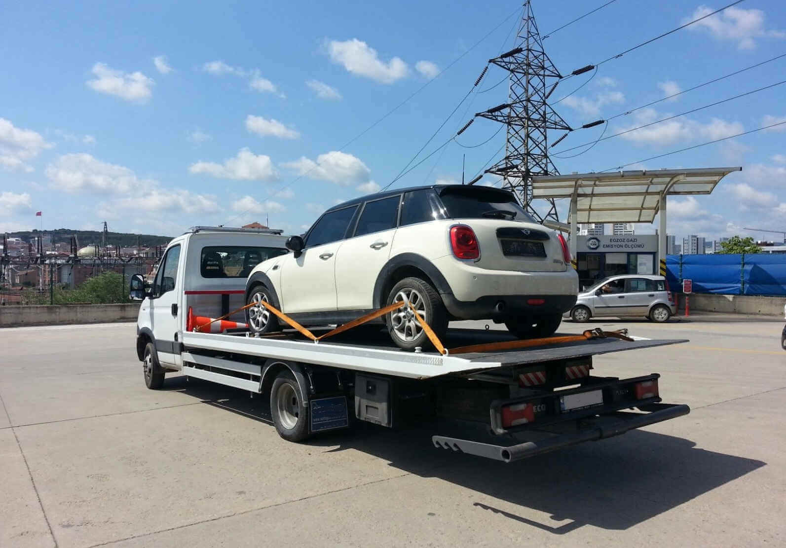 Motor Arızası Nedeniyle Yolda Kalan Araçlar İçin Hızlı Müdahale