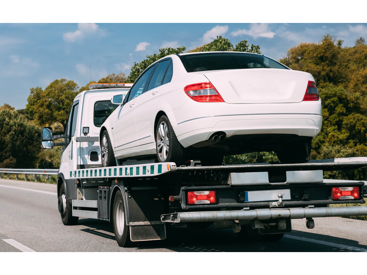 Kilitli Araç Açma Hizmetiyle Yanınızdayız